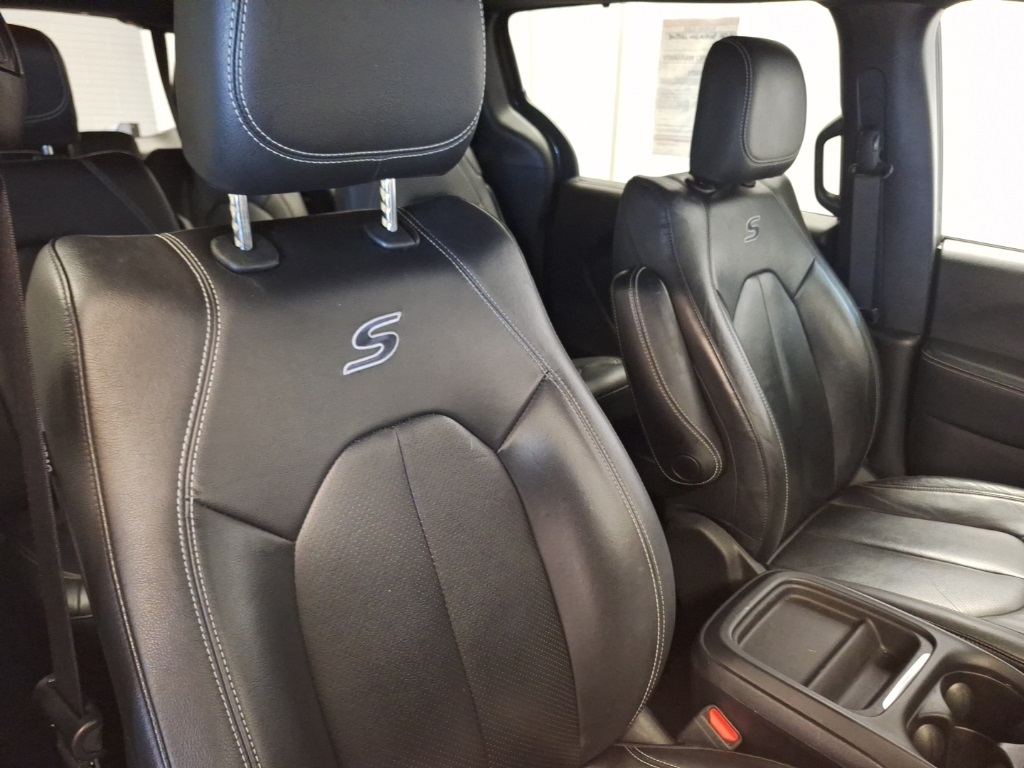 used 2020 Chrysler Pacifica car, priced at $25,886