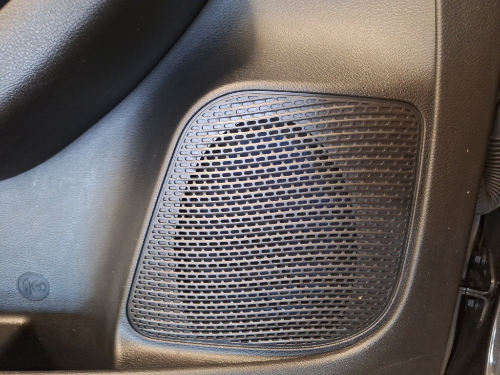 used 2020 Chrysler Pacifica car, priced at $25,886