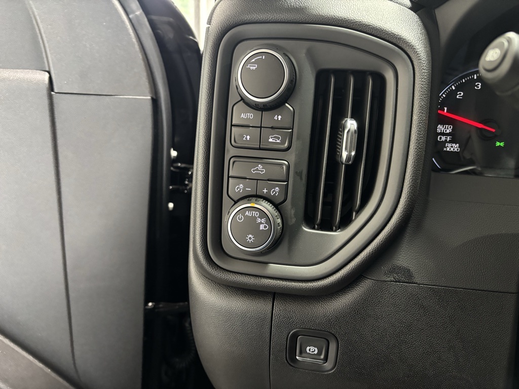 new 2025 Chevrolet Silverado 1500 car, priced at $44,397