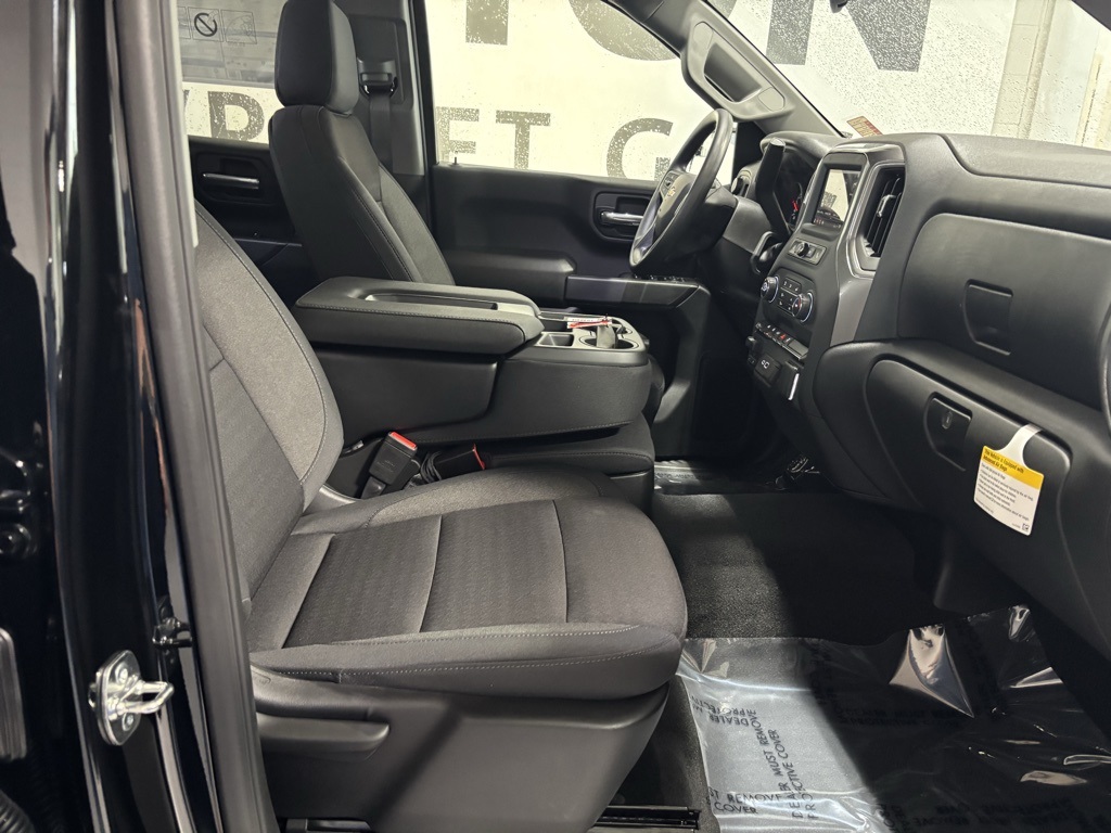 new 2025 Chevrolet Silverado 1500 car, priced at $44,397