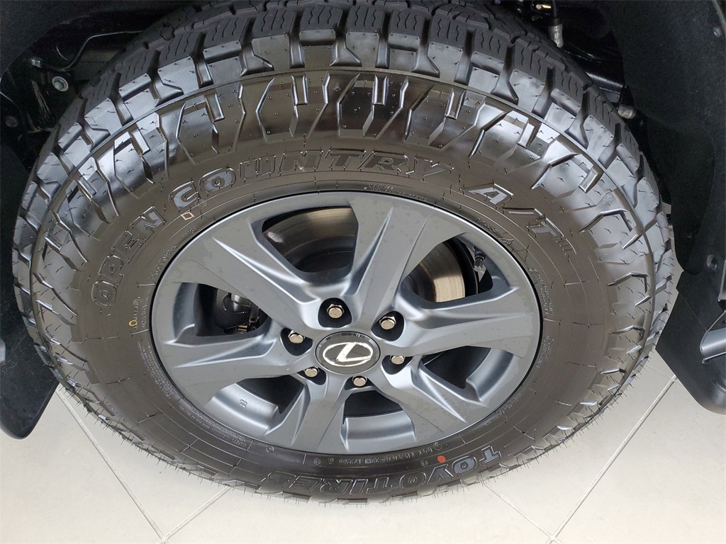 new 2025 Lexus LX car, priced at $118,309