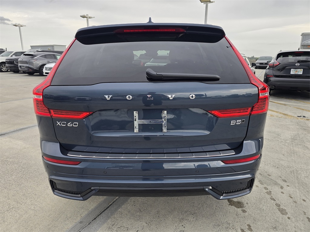 new 2025 Volvo XC60 car, priced at $49,791