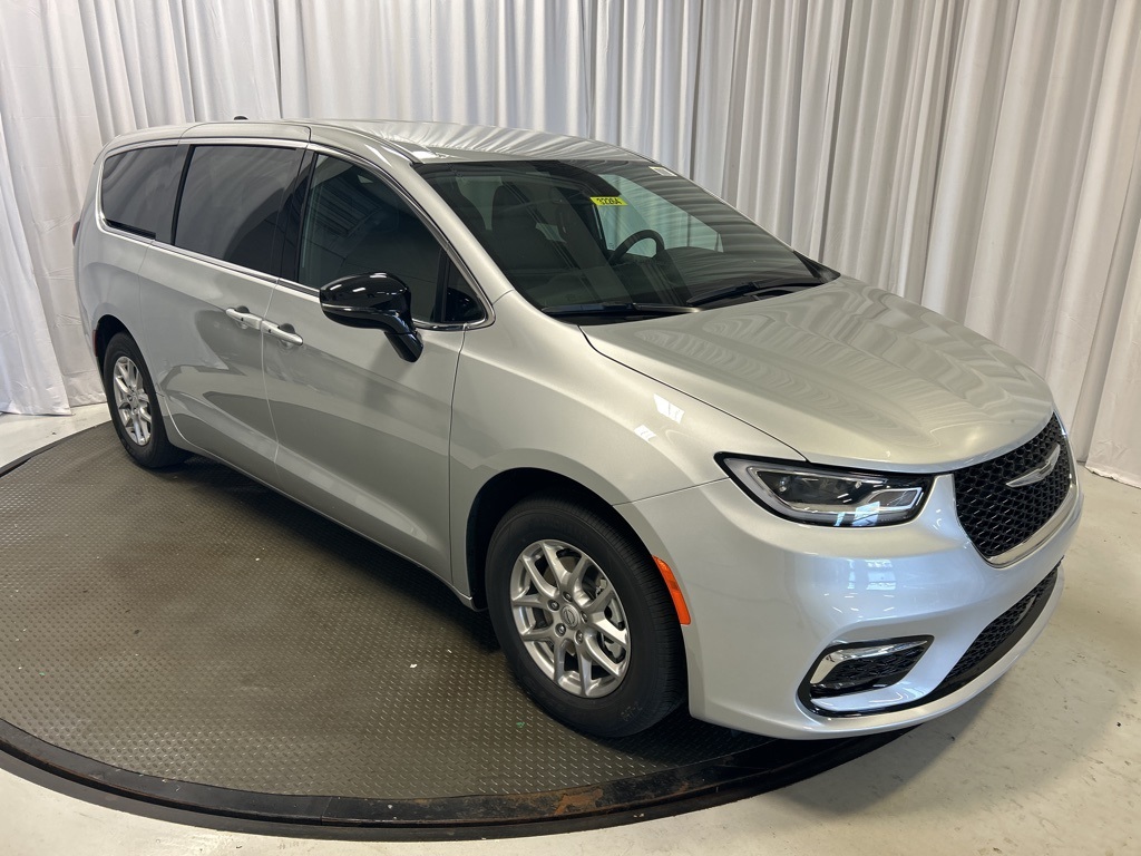 new 2026 Chrysler Pacifica car, priced at $41,749