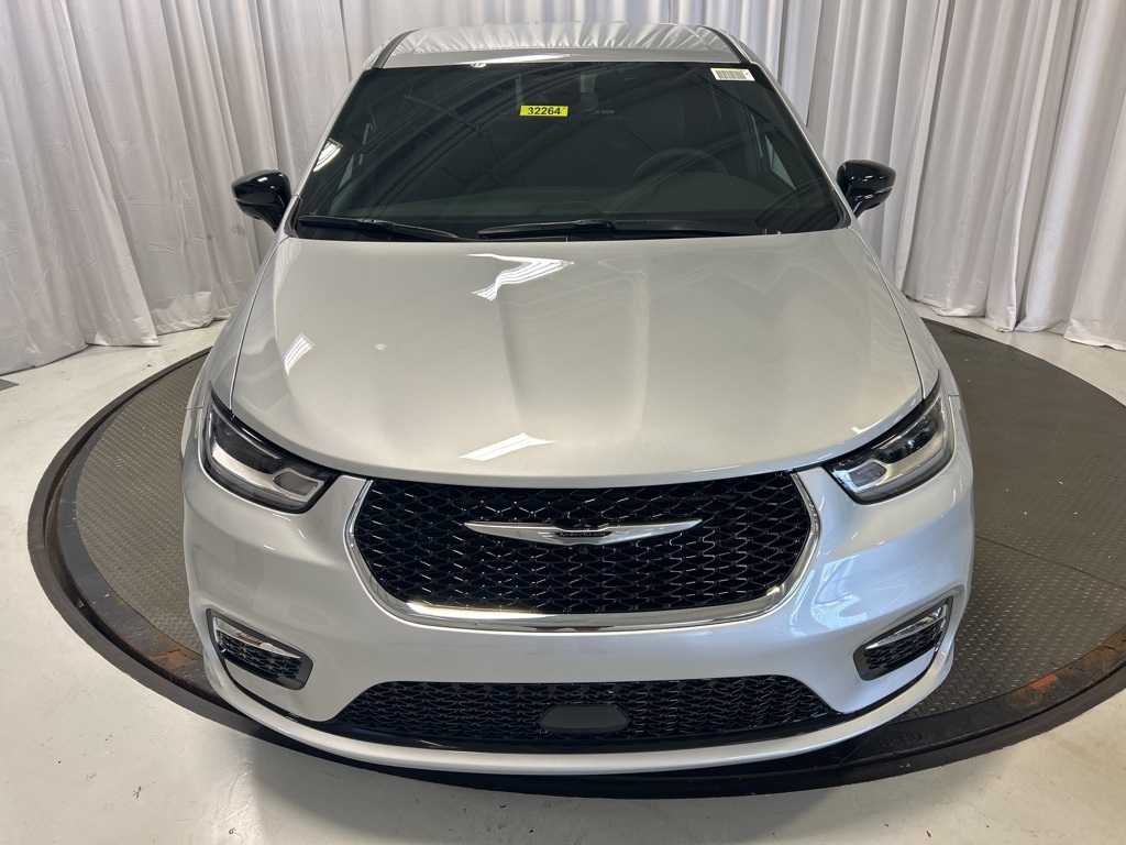 new 2026 Chrysler Pacifica car, priced at $41,749