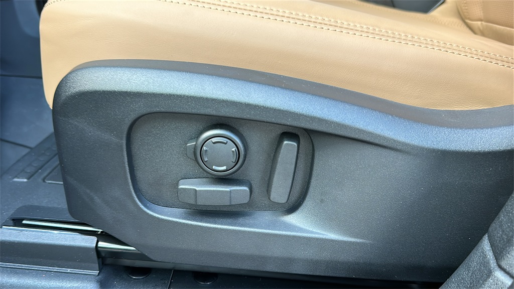 new 2026 Land Rover Defender 110 car, priced at $76,796