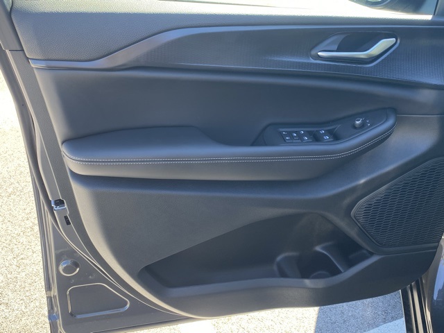 new 2025 Jeep Grand Cherokee L car, priced at $39,718