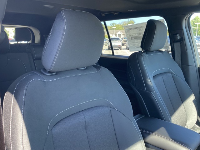 new 2025 Jeep Grand Cherokee L car, priced at $39,718