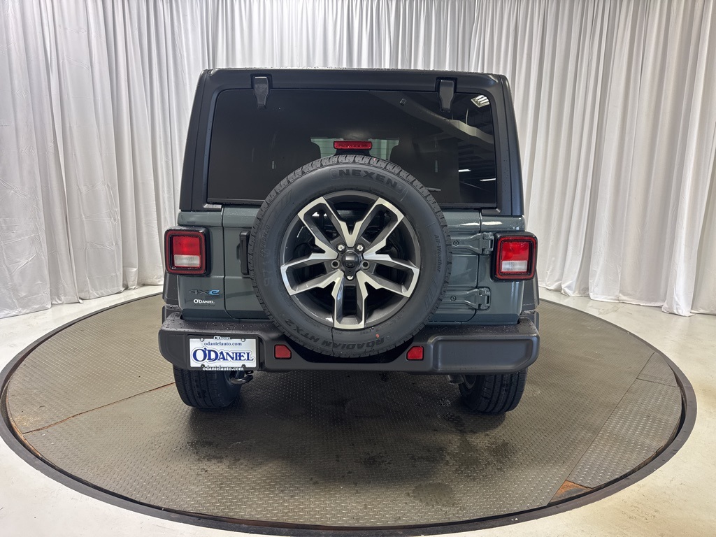 new 2025 Jeep Wrangler car, priced at $50,275
