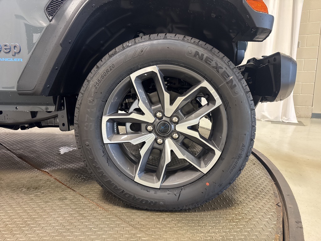new 2025 Jeep Wrangler car, priced at $50,275