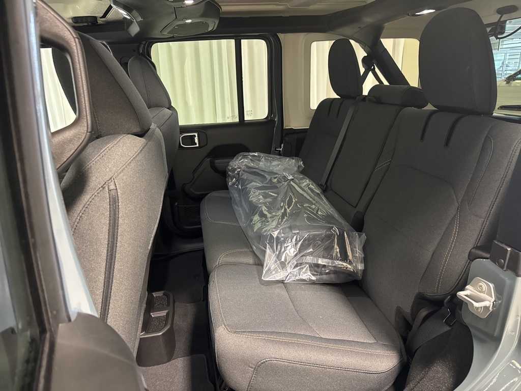 new 2025 Jeep Wrangler car, priced at $50,275