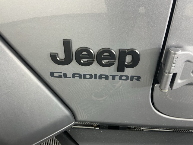 used 2020 Jeep Gladiator car, priced at $27,887