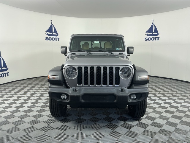 used 2020 Jeep Gladiator car, priced at $27,887