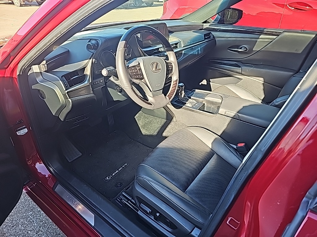 used 2019 Lexus ES car, priced at $30,490