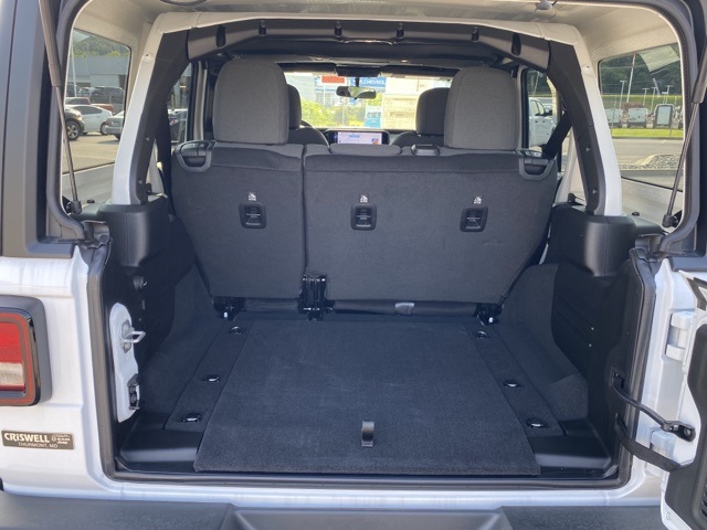 new 2025 Jeep Wrangler car, priced at $39,094