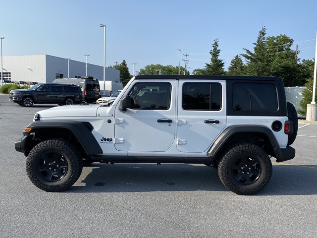 new 2025 Jeep Wrangler car, priced at $39,094