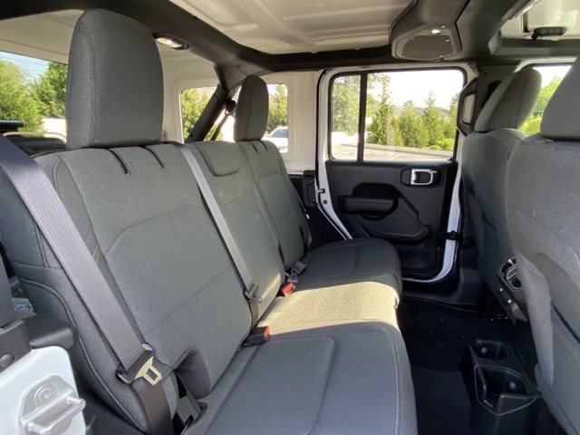 new 2025 Jeep Wrangler car, priced at $39,094