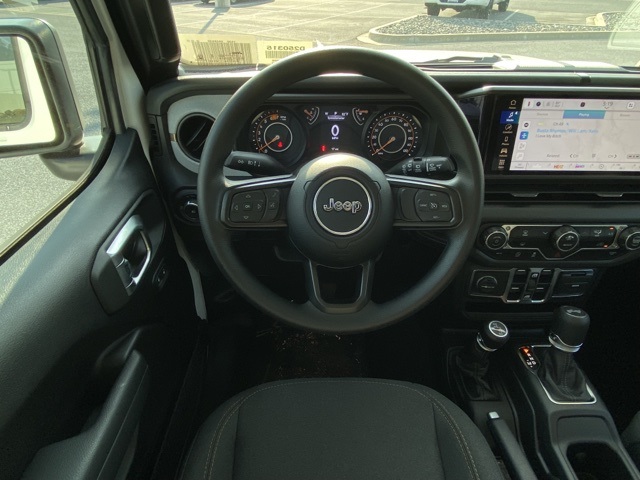 new 2025 Jeep Wrangler car, priced at $39,094