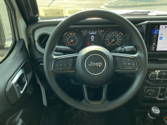 new 2025 Jeep Wrangler car, priced at $39,094