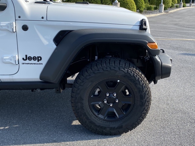 new 2025 Jeep Wrangler car, priced at $39,094