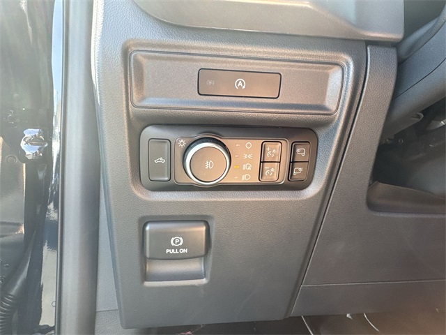 new 2025 Ford F-150 car, priced at $60,781