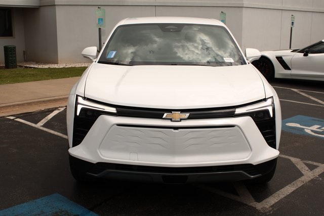 new 2025 Chevrolet Blazer EV car, priced at $46,390