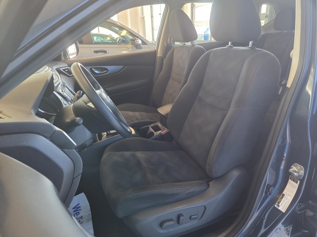 used 2015 Nissan Rogue car, priced at $7,577