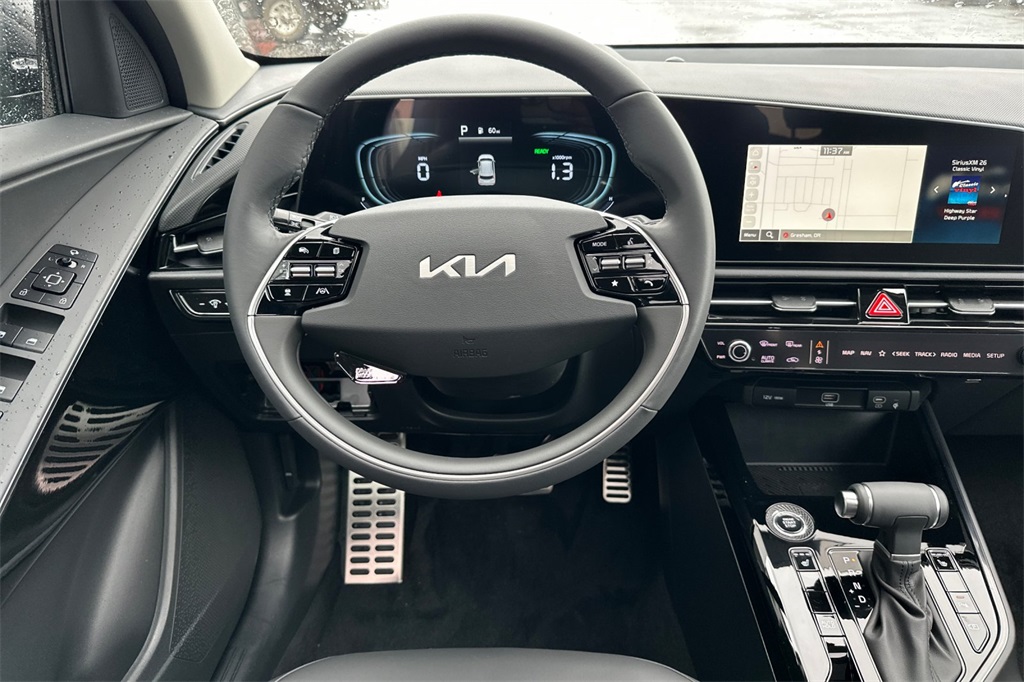 new 2025 Kia Niro car, priced at $30,660