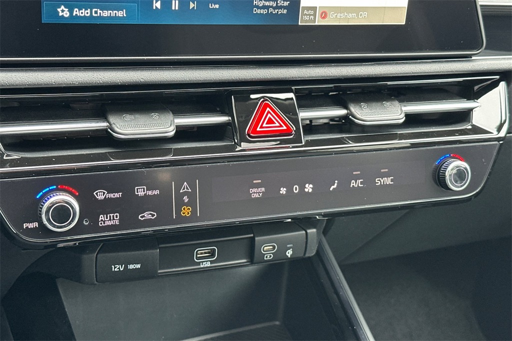 new 2025 Kia Niro car, priced at $30,660