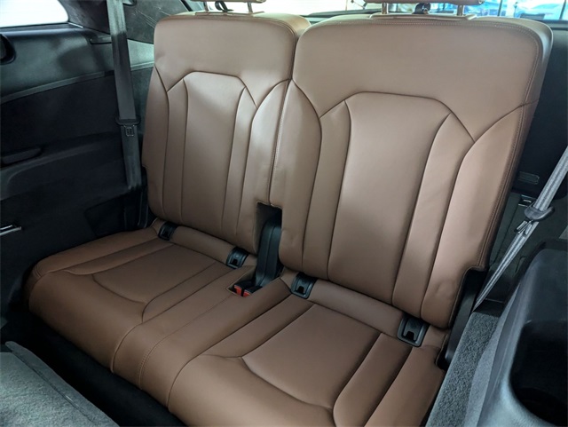 used 2021 Audi Q7 car