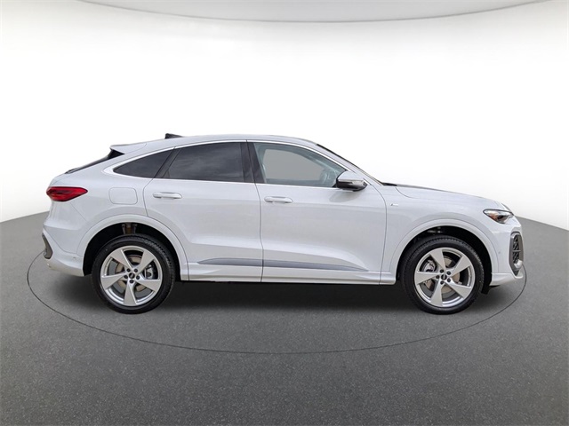 new 2025 Audi All-new Q5 car, priced at $59,400