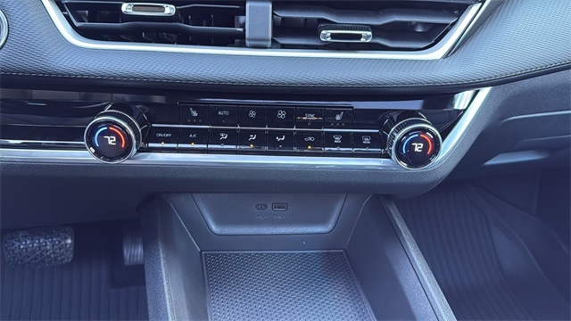 new 2026 Chevrolet Equinox car, priced at $36,840