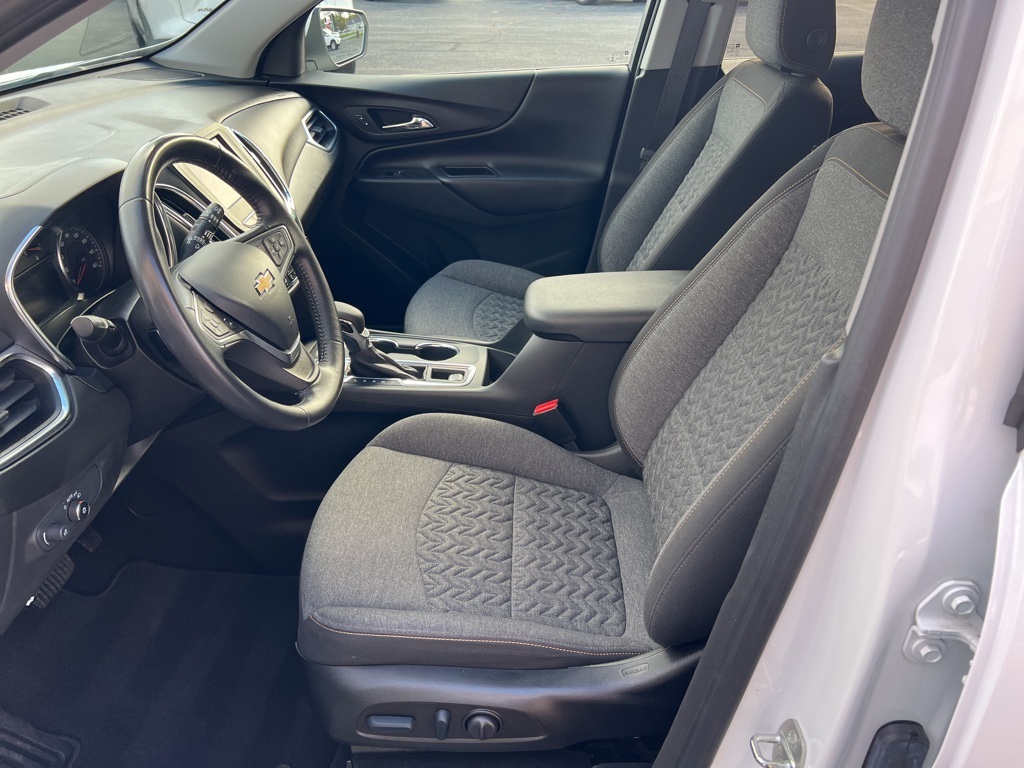 used 2022 Chevrolet Equinox car, priced at $23,400