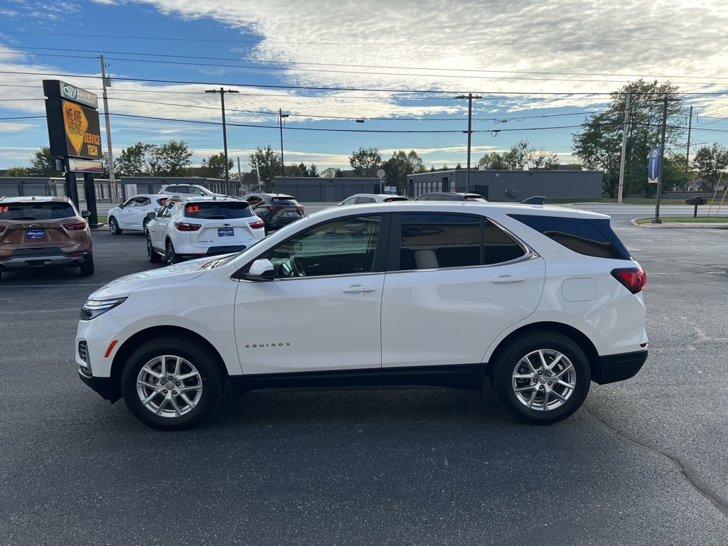 used 2022 Chevrolet Equinox car, priced at $23,400