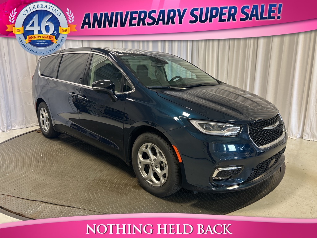 used 2024 Chrysler Pacifica car, priced at $38,595