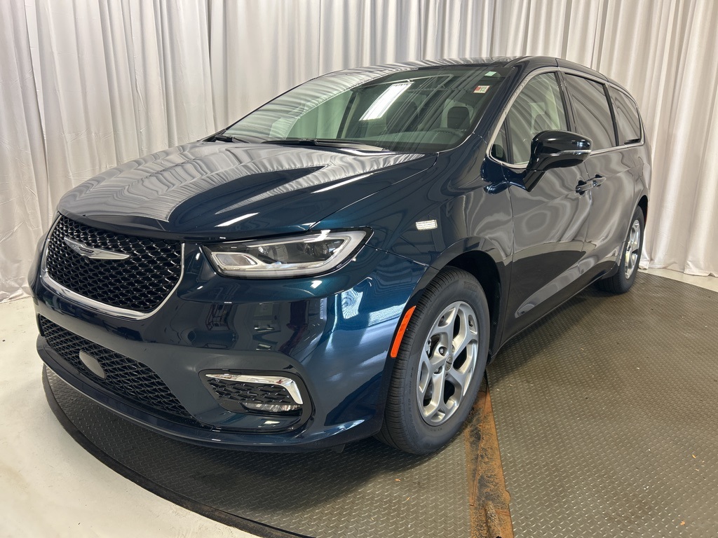 used 2024 Chrysler Pacifica car, priced at $38,595