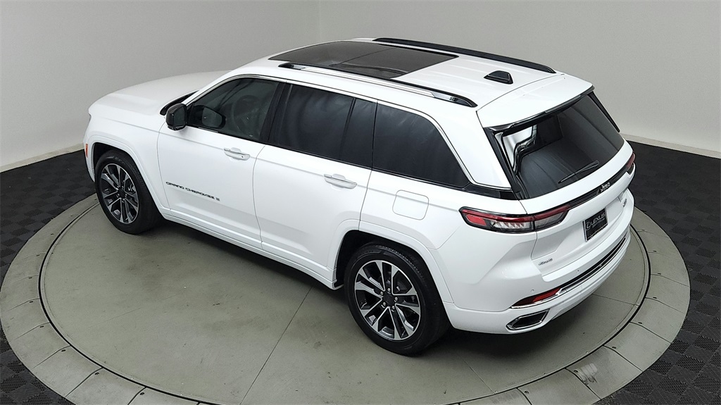 used 2023 Jeep Grand Cherokee car, priced at $38,975