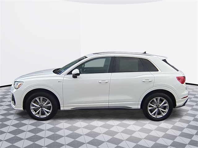 used 2023 Audi Q3 car, priced at $24,911