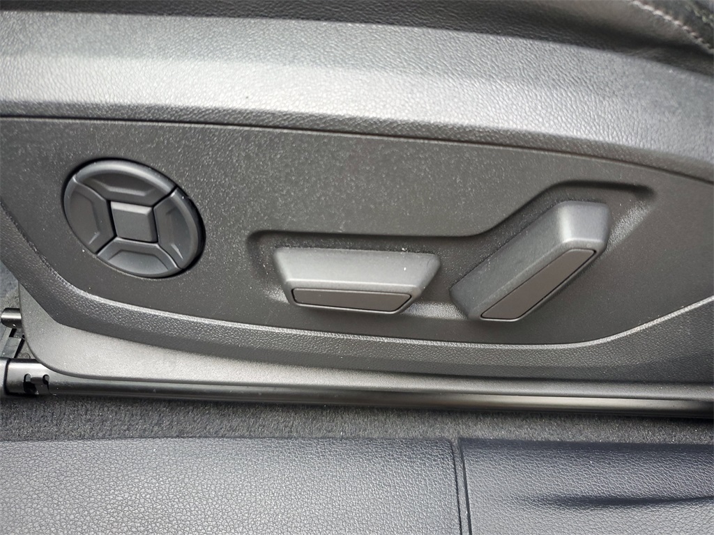 used 2022 Audi Q3 car, priced at $25,399