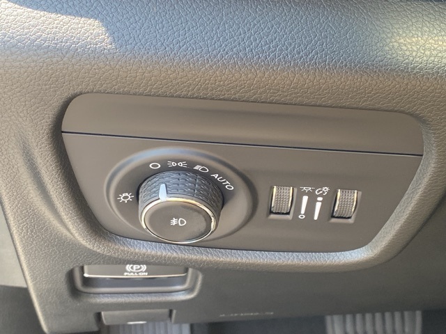new 2025 Jeep Grand Cherokee car, priced at $54,358