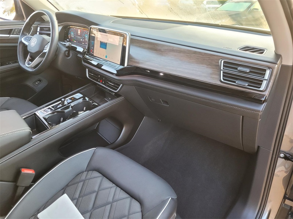 used 2024 Volkswagen Atlas car, priced at $40,080