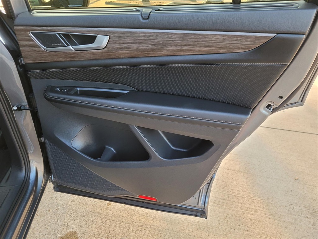 used 2024 Volkswagen Atlas car, priced at $40,080