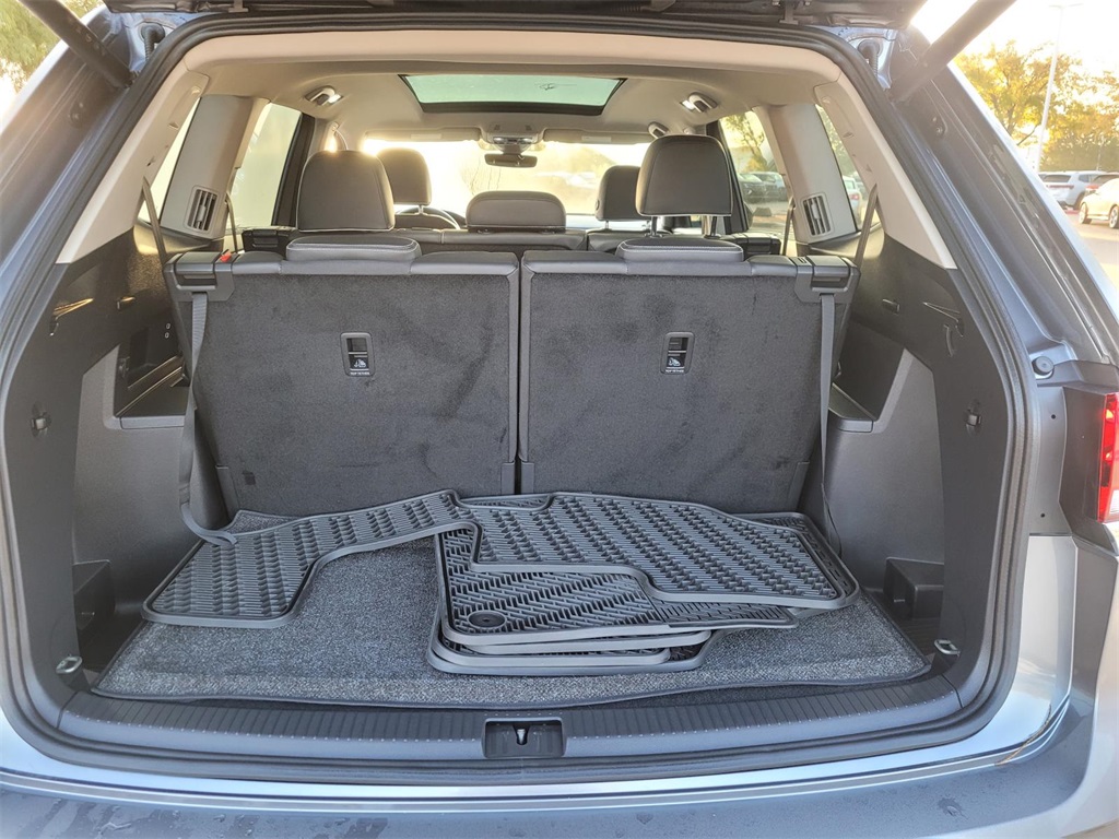 used 2024 Volkswagen Atlas car, priced at $40,080