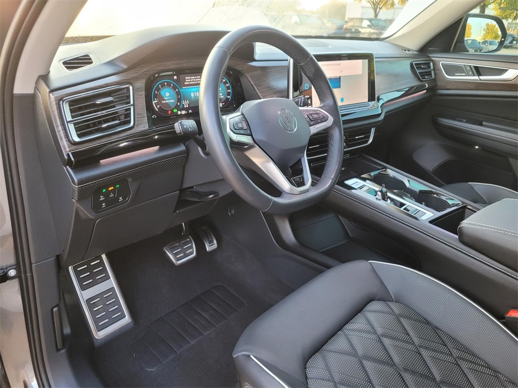 used 2024 Volkswagen Atlas car, priced at $40,080
