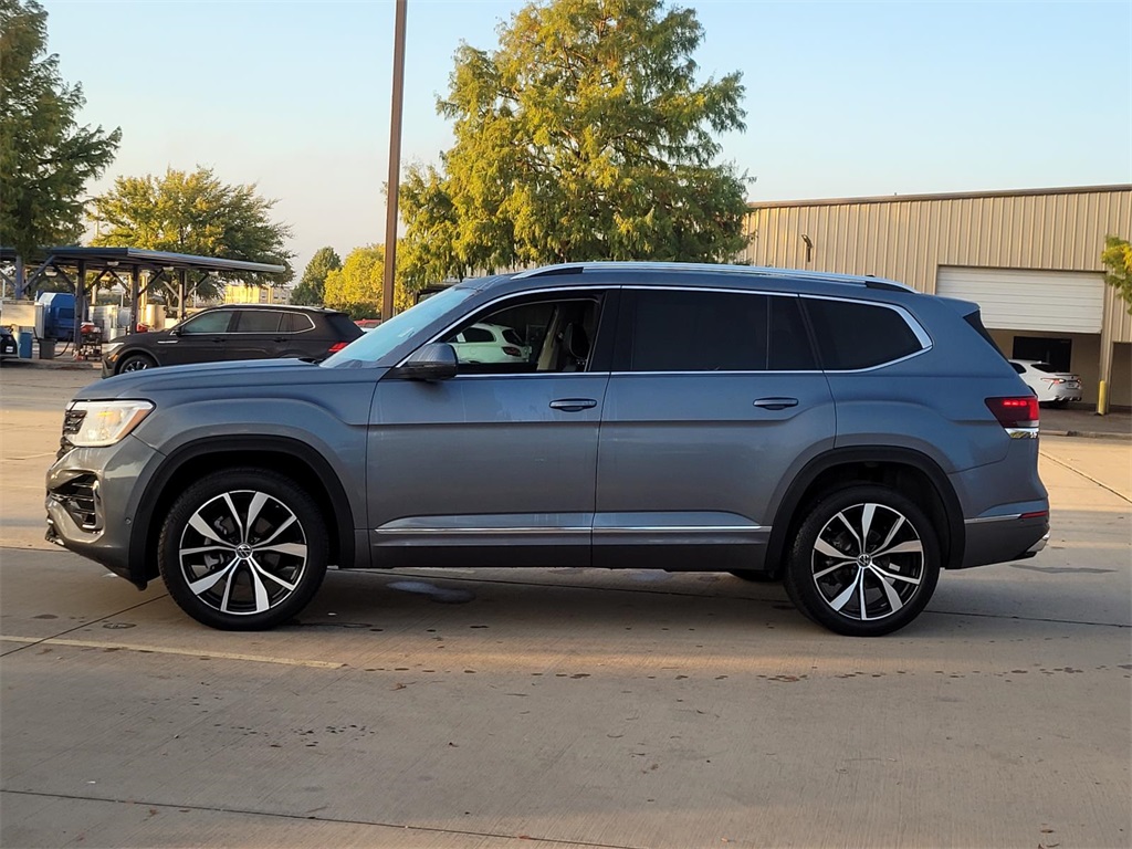 used 2024 Volkswagen Atlas car, priced at $40,080