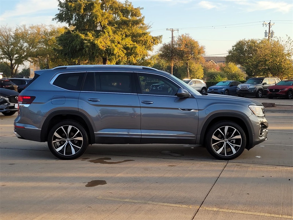 used 2024 Volkswagen Atlas car, priced at $40,080