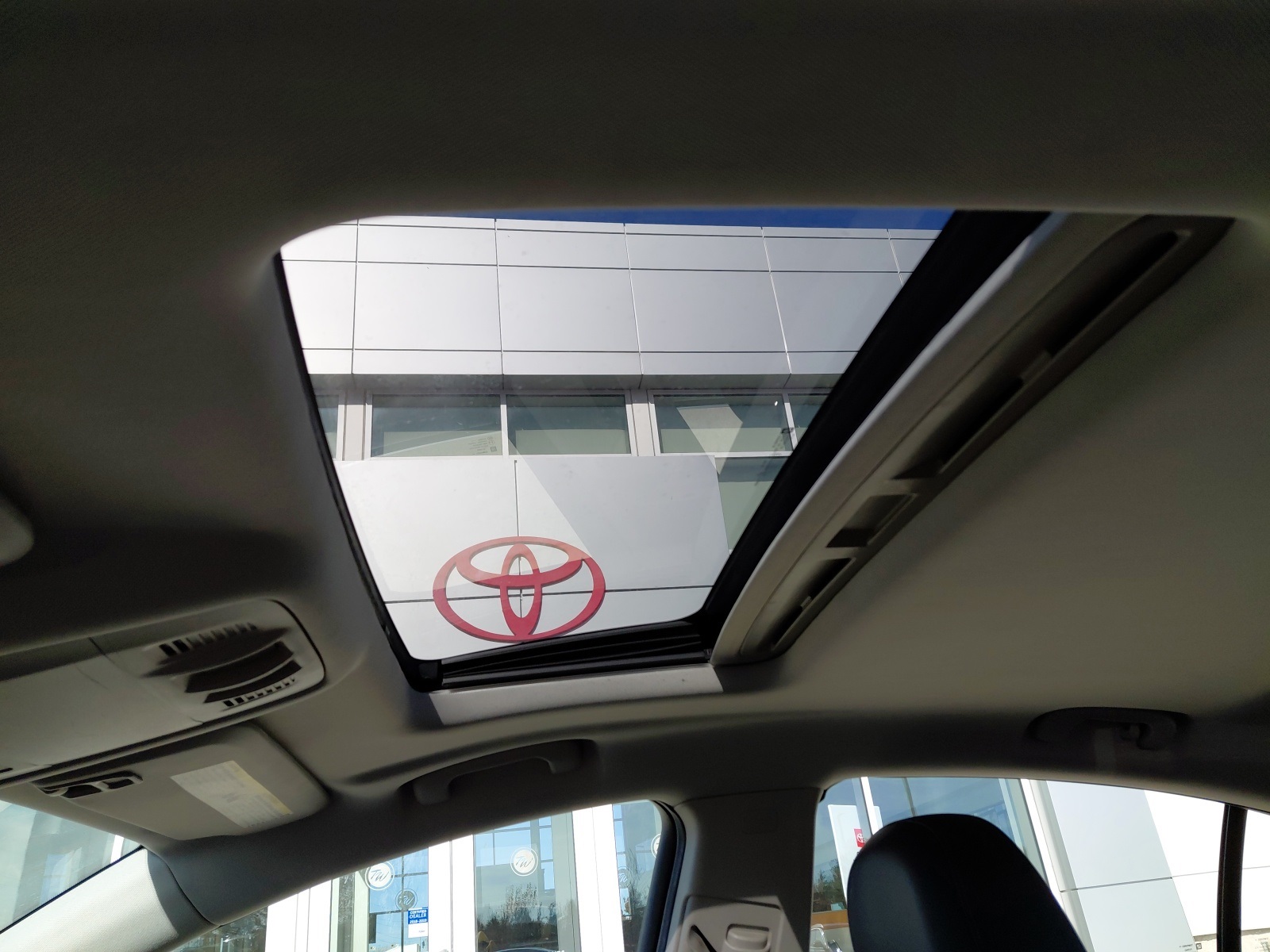 used 2011 Buick Regal car, priced at $4,986