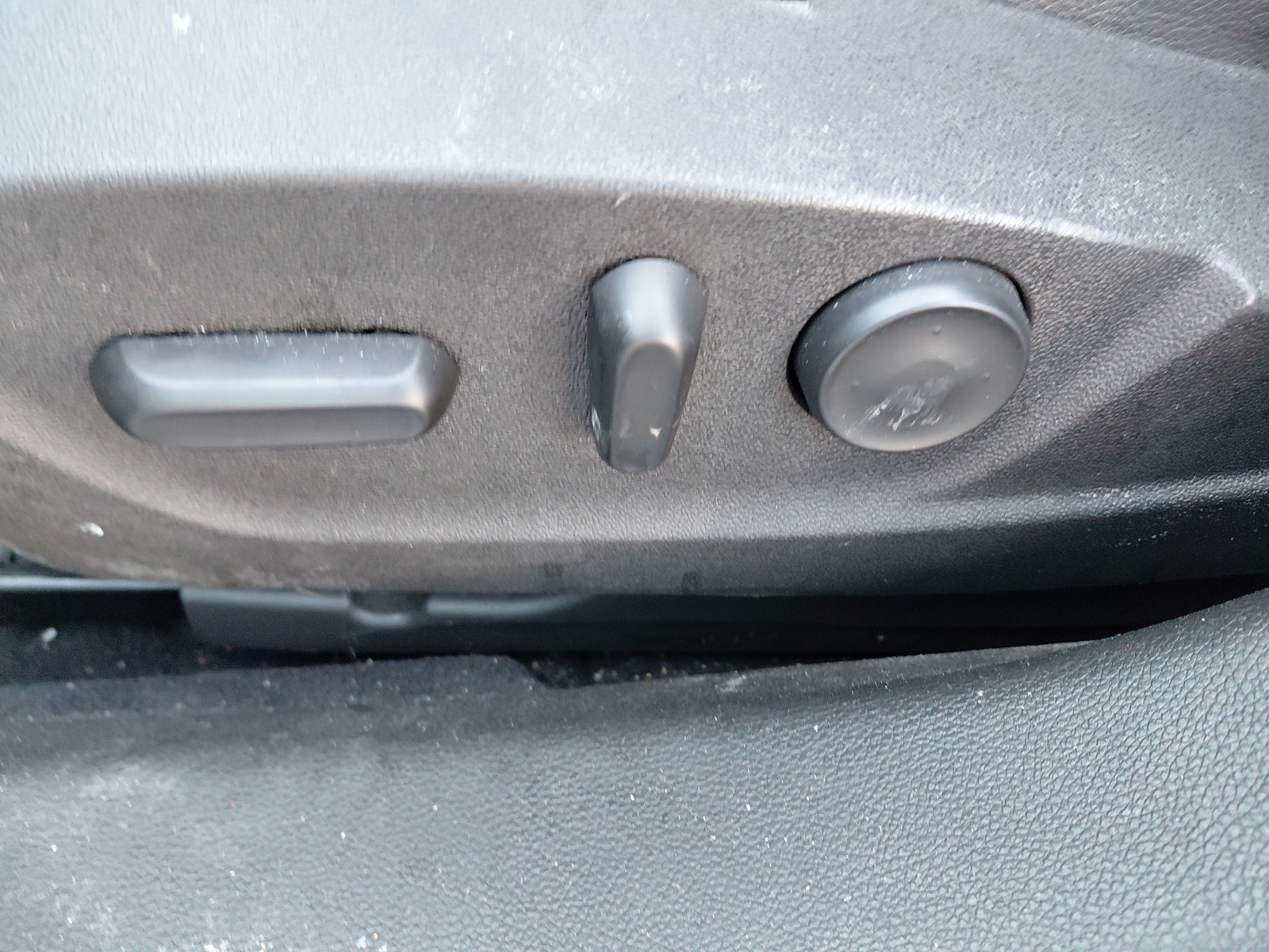 used 2011 Buick Regal car, priced at $4,986