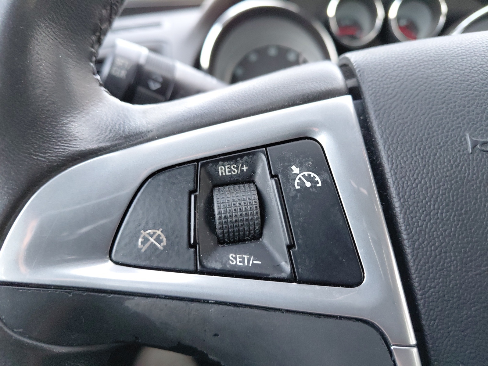 used 2011 Buick Regal car, priced at $4,986