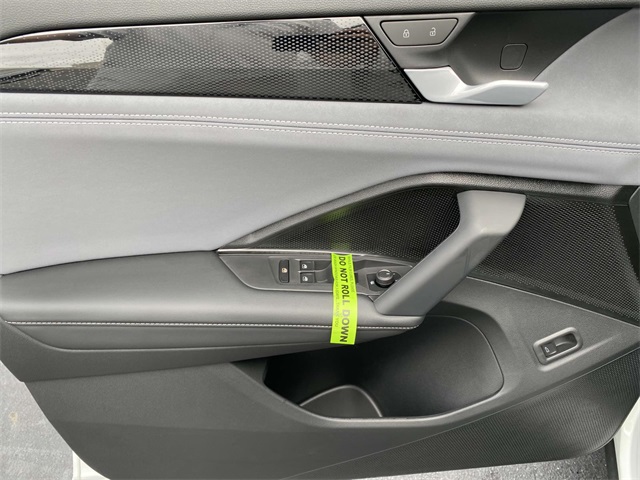 new 2025 Volkswagen Tiguan car, priced at $41,086