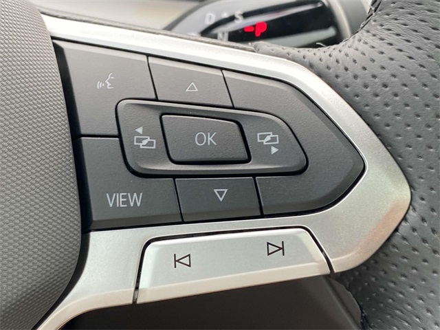 new 2025 Volkswagen Tiguan car, priced at $41,086